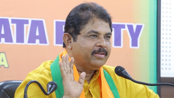 Bihar Election 2025 R Ashok congratulates Rahul Gandhi