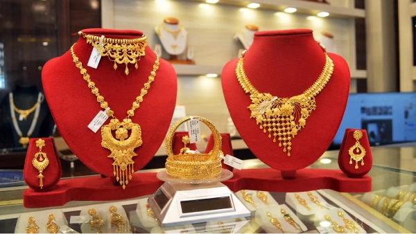 Gold price suddenly set new record on December 15th evening