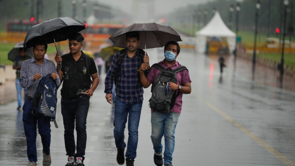 IMD Weather Alert Heavy Rain in Many States Temperature Drops Further