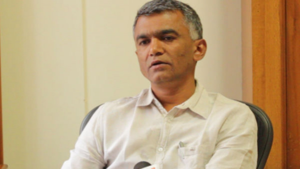 Krishna Byre Gowda 3 20 000 land transfer pouti account successful