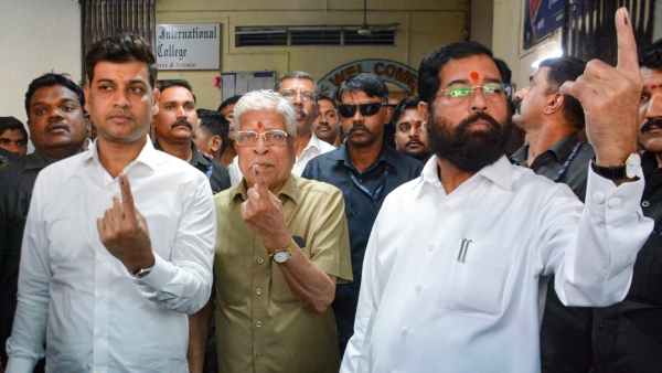 Maharashtra BMC Elections 2026 3 48 Crore Voters to Decide Fate of 29 Corporations Today Maharashtra BMC Elections 2026 3 48 Crore Voters to Decide Fate of 29 Corporations Today