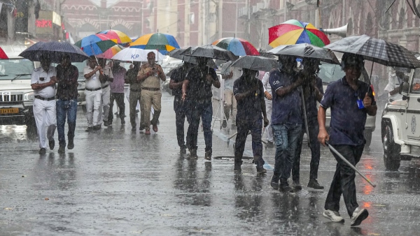 IMD Weather Forecast Dense Fog Severe Cold Wave and Heavy Rain Alert Across Several Parts of India IMD Weather Forecast Dense Fog Severe Cold Wave and Heavy Rain Alert Across Several Parts of India