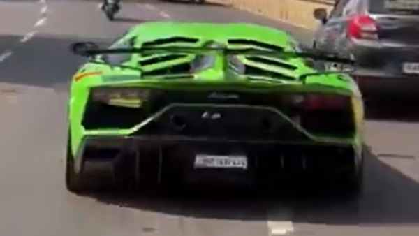 Bengaluru Traffic Police Register FIR Against Lamborghini Driver for Reckless Driving on Mysore Road Bengaluru Traffic Police Register FIR Against Lamborghini Driver for Reckless Driving on Mysore Road