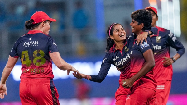 WPL 2026 RCB vs Delhi Capitals Probable Playing XI Match Time Live Streaming Details WPL 2026 RCB vs Delhi Capitals Probable Playing XI Match Time Live Streaming Details