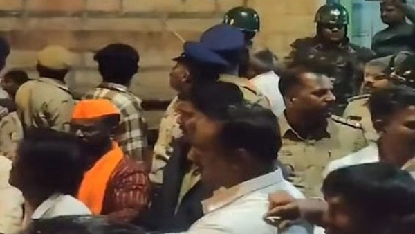 Bagalkot Stone Pelting