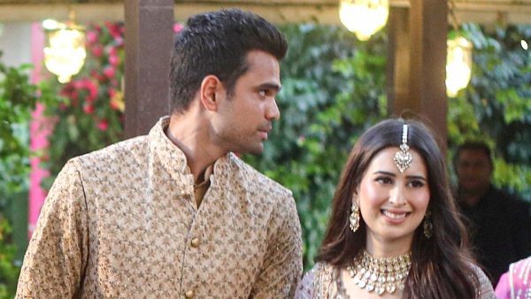 Arjun Tendulkar Marries Saaniya Chandhok in Mumbai on Fans Cricket Stars wish newlyweds well Arjun Tendulkar Marries Saaniya Chandhok in Mumbai on Fans Cricket Stars wish newlyweds well