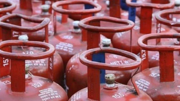 LPG Price Commercial Cylinder Rates Hike for March 1 2026 No Change in Domestic LPG Prices LPG Price Commercial Cylinder Rates Hike for March 1 2026 No Change in Domestic LPG Prices