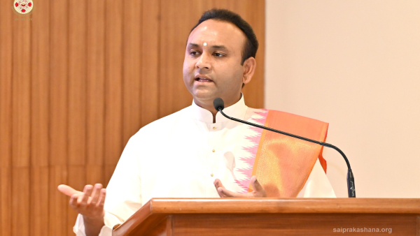 Sadguru Sri Madhusudan