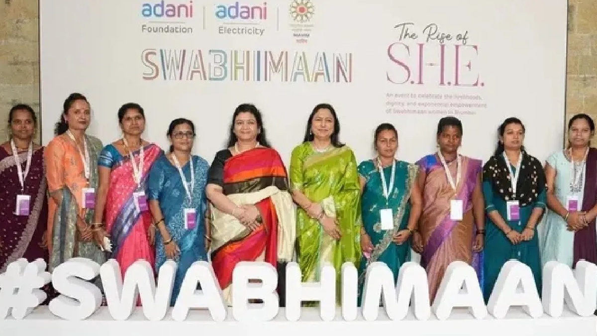 ಅದಾನಿ ಫೌಂಡೇಶನ್ ಮಹತ್ವದ ಕಾರ್ಯ, 10 ಲಕ್ಷ ಮಹಿಳಾ ಉದ್ಯಮಿಗಳನ್ನು ಬೆಳೆಸುವ ಗುರಿ | Swabhimaan Programme