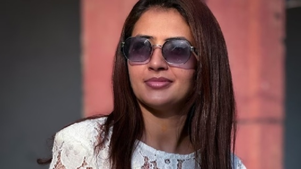 Chandrika Dixit Reveals Shocking 50 Lakh Offer from Businessman Amid Ongoing Controversy Huge Viral Chandrika Dixit Reveals Shocking 50 Lakh Offer from Businessman Amid Ongoing Controversy Huge Viral