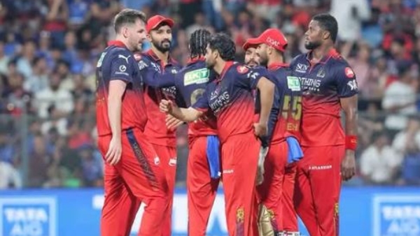 Krunal Pandya Playfully Questions Dinesh Karthik Over Missing Bowling Photo After RCB Win vs MI