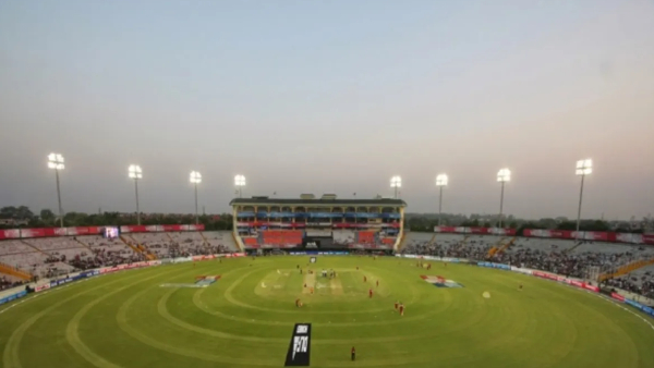 PBKS vs SRH IPL 2026 Match 17 Rain Threat in Mullanpur Stadium Weather Report and Match Preview