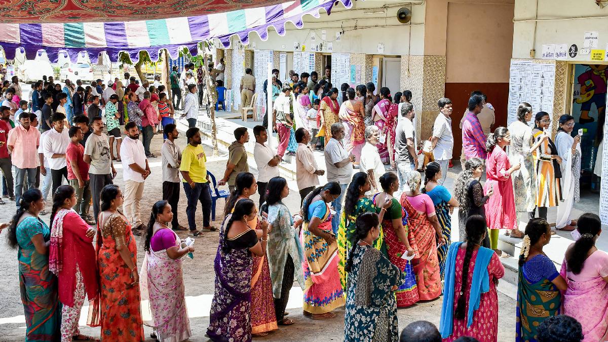 Tamil Nadu Election 2026: ತಮಿಳುನಾಡು ಇತಿಹಾಸದಲ್ಲೇ ಶೇ. 84.41 ದಾಖಲೆಯ ಮತದಾನ; ಆಡಳಿತರೂಢ ಡಿಎಂಕೆಗೆ ಮತ ವಿಭಜನೆಯ ಆತಂಕ
