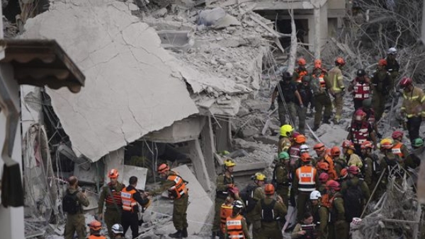 US and Israel Launch Major Strikes on Iran Oil Facilities Hit Amid Escalating Conflict Know detail