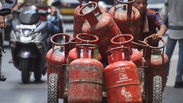 Commercial LPG Price Surge Shocks Bengaluru Hotels 70 Hike in 60 Days Know Complete details Commercial LPG Price Surge Shocks Bengaluru Hotels 70 Hike in 60 Days Know Complete details