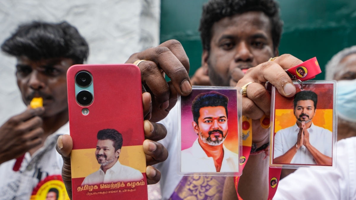 Gen-Z ಜಮಾನ: ತಮಿಳುನಾಡಿನಲ್ಲಿ ವಿಜಯ್ ಗೆಲುವಿನ ಹಿಂದೆ ಜೆನ್ ಝೀ ಮ್ಯಾಜಿಕ್, ಕರ್ನಾಟಕಕ್ಕೂ ಆದೀತೆ ಇದು ದಿಕ್ಸೂಚಿ