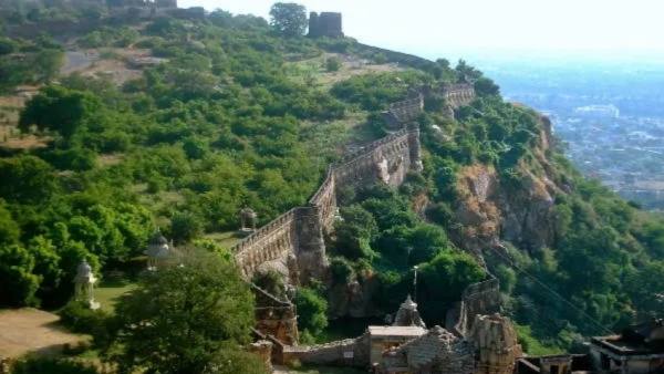Largest Fort in India