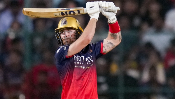 RCB IPL 2026 Royal Challengers Bengaluru Star Batter Phil Salt Returns to England Know Reason