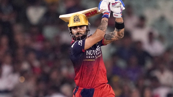 RCB Virat Kohli Viral Celebration After 1 Run vs KKR Leaves Fans Talking in IPL 2026 Know Reason