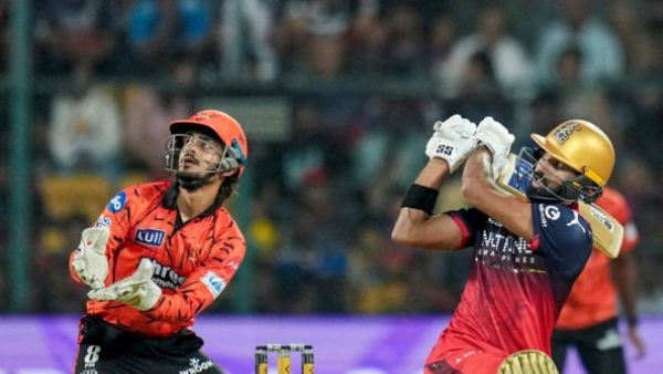 SRH vs RCB IPL 2026 Today Hyderabad Rajiv Gandhi Stadium Pitch Report and Weather Forecast