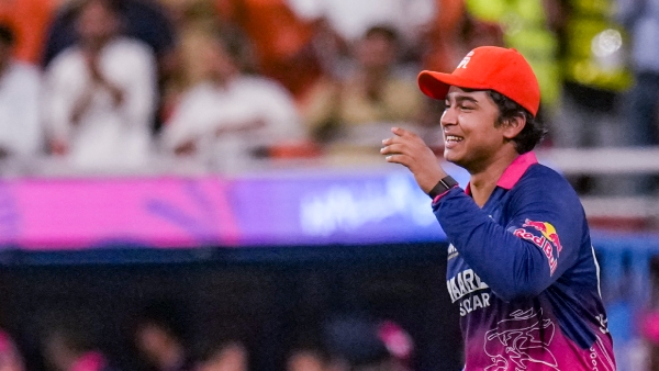 Vaibhav Sooryavanshi Reveals Father s Advice After Missing IPL 2026 Century Against SRH Know detail