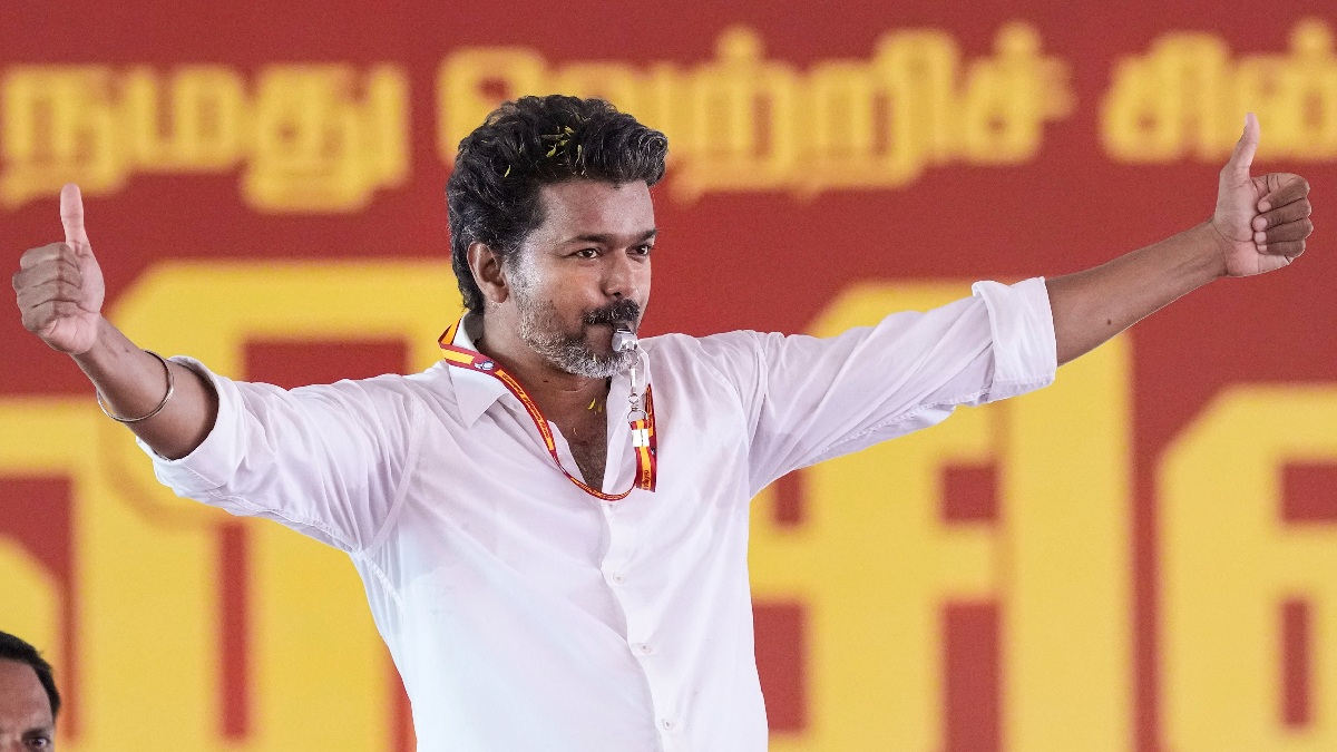 Vijay: ಎಂಜಿಆರ್‌ ದಾಖಲೆ ಸರಿಗಟ್ಟಿದ ದಳಪತಿ ವಿಜಯ್: ಜೆನ್‌ಜೀ ಅಬ್ಬರಕ್ಕೆ ಹಳೆ ಪಕ್ಷಗಳು ಉಡೀಸ್..!