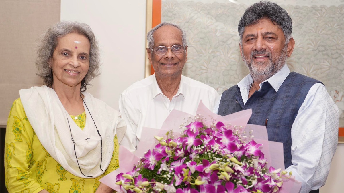 DK Shivakumar: ಮುಖ್ಯಮಂತ್ರಿಯಾಗಿ ಅಧಿಕಾರ ಸ್ವೀಕರಿಸುವುದಕ್ಕೂ ಮುಂಚೆ ವಿಶೇಷ ವ್ಯಕ್ತಿಯನ್ನು ಭೇಟಿ ಮಾಡಿದ ಡಿಕೆಶಿ