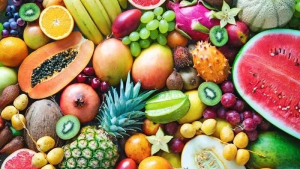 How to Remove Pesticides from Fruits Naturally