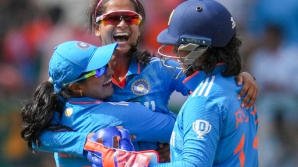 Shreyanka Patil Emotional Story Smriti Mandhana s Support Before Women s T20 World Cup 2026