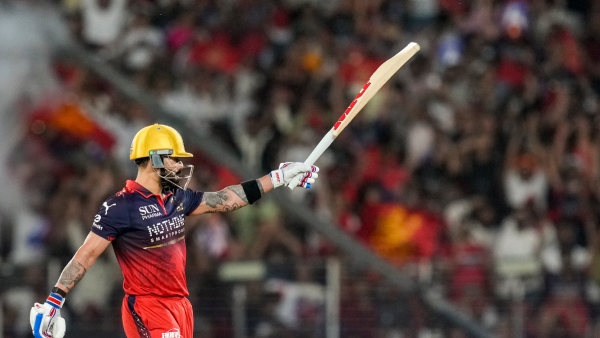 UK Woman Travels Solo to India for RCB IPL 2026 Final Praises Bengaluru Fans Hospitality Viral