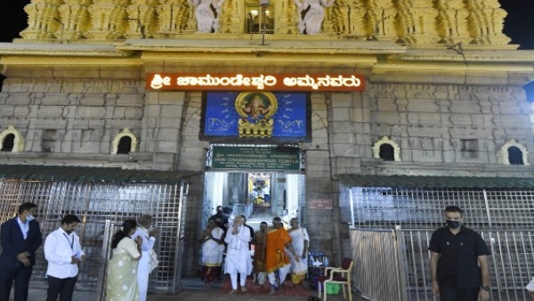 Ashada Masa in Mysuru Chamundi Hills Darshan Guidelines Free Bus Service and VIP Entry Rules Ashada Masa in Mysuru Chamundi Hills Darshan Guidelines Free Bus Service and VIP Entry Rules