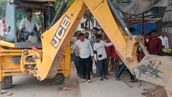 Bengaluru City Footpath