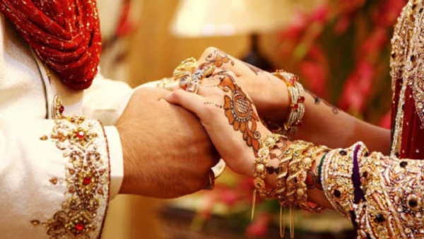 Woman 11 Marriage Conditions Viral Social Media Divided Over Unrealistic Expectations Know details