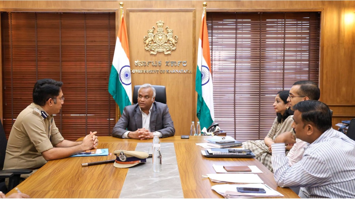 ಬೆಂಗಳೂರು ಸಂಚಾರ ಸಮಸ್ಯೆಗೆ 'ಸಂಚಾರ ಮಿಷನ್'; ಬೆಳಗಾವಿ, ಹುಬ್ಬಳ್ಳಿಗೆ ಜಾಗತಿಕ ತಂತ್ರಜ್ಞಾನ ಕೇಂದ್ರ ಅನುಮೋದನೆ