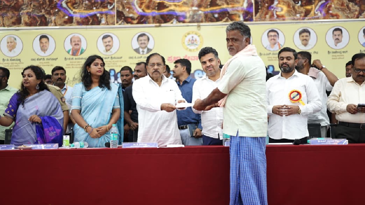 ಕರ್ನಾಟಕದಲ್ಲಿ ಬಡವರಿಗೆ 15 ಲಕ್ಷ ನಿವೇಶನಗಳನ್ನು ನೀಡಲು ಸರ್ಕಾರದ ನಿರ್ಧಾರ: ಡಾ. ಜಿ. ಪರಮೇಶ್ವರ