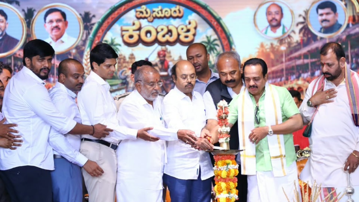 ಮೈಸೂರು ದಸರಾ ಇತಿಹಾಸದಲ್ಲಿ ಮೊದಲ ಬಾರಿಗೆ ಕಂಬಳ ಕ್ರೀಡಾಕೂಟ: 150ಕ್ಕೂ ಹೆಚ್ಚು ಜೋಡಿ ಕೋಣಗಳ ಭಾಗಿ