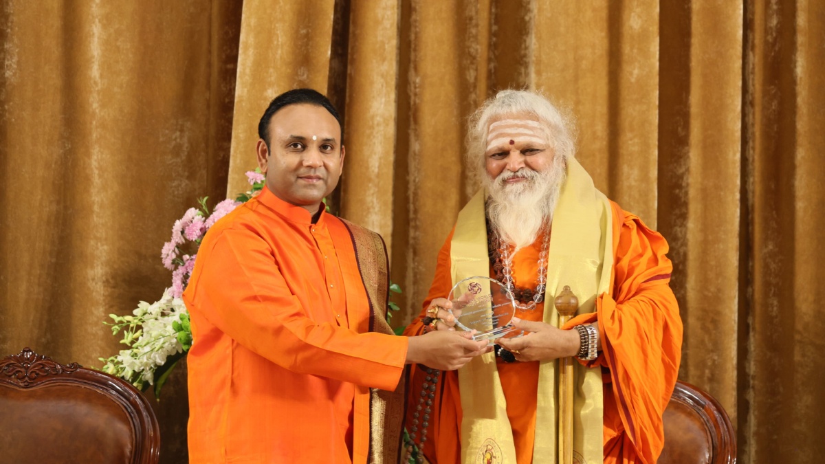 ರಾಜಕೀಯದಲ್ಲಿ ಧರ್ಮದ ಪಾತ್ರವೇನು? ನೊಣವಿನಕೆರೆ ಶ್ರೀಗಳ ಮಾತಿನ ಹಿಂದಿನ ಸಂದೇಶವೇನು?