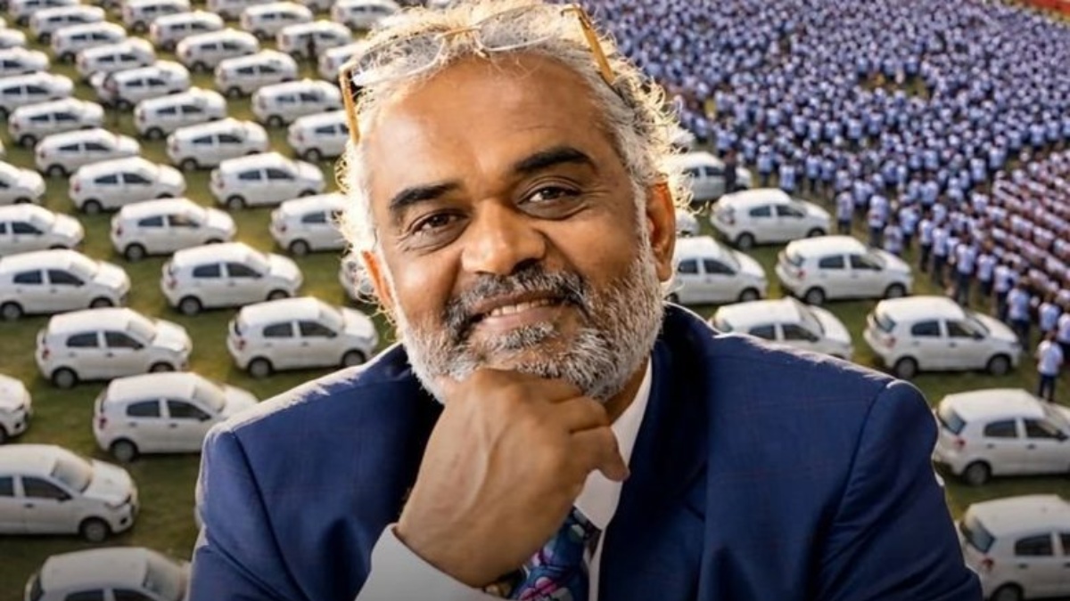 ಉದ್ಯಮಿಗಳಿಗೆ ಕಾರು, ಅವರ ಹೆಂಡತಿಯರಿಗೆ ಚಿನ್ನಾಭರಣ, ಪೋಷಕರಿಗೆ ತೀರ್ಥಯಾತ್ರೆ: ಇದು ಸೂರತ್ ಉದ್ಯಮಿಯ ದೀಪಾವಳಿ ಬಂಪರ್ ಗಿಫ್ಟ್!