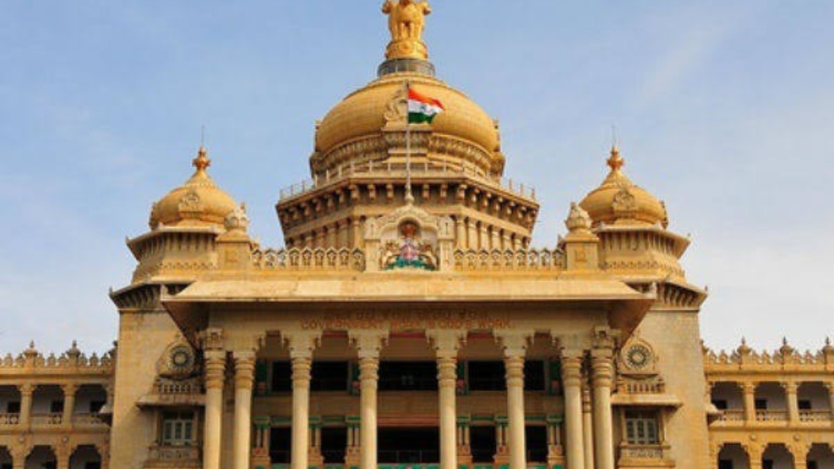 Transfer: ಕರ್ನಾಟಕದಲ್ಲಿ 8 ಐಎಎಸ್‌, ಓರ್ವ ಕೆಎಎಸ್‌ ಅಧಿಕಾರಿ ವರ್ಗಾವಣೆ: ಯಾರಿಗೆ ಯಾವ ಹುದ್ದೆ?