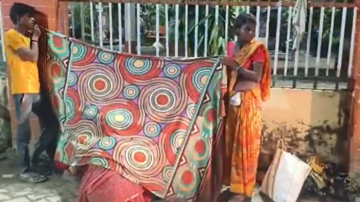 ಉತ್ತರ ಪ್ರದೇಶ: ಆಸ್ಪತ್ರೆಯಲ್ಲಿ ಚಿಕಿತ್ಸೆ ನಿರಾಕರಣೆ, ರಸ್ತೆಯಲ್ಲೇ ಮಗುವಿಗೆ ಜನ್ಮ ನೀಡಿದ ದಲಿತ ಮಹಿಳೆ