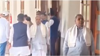 ವಿಧಾನಸೌಧದಲ್ಲಿ ಸಿದ್ದು ಏಕಾಂಗಿ ಓಡಾಟ, ಸಿಎಂ ಡಿಕೆಶಿ ಮುಖಾಮುಖಿಯಾದರೂ ಮಾತಿಲ್ಲ