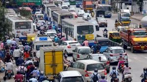 ബെംഗളൂരു നിവാസികൾ പെട്ടു; ഗതാഗത കുരുക്ക് കുറക്കാൻ കണ്‍ജെഷൻ ചാർജ് വരുന്നു?