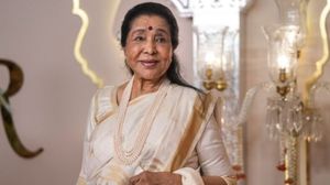 ആശാ ഭോസ്‌ലെ അന്തരിച്ചു; വിട ചൊല്ലിയത് സംഗീതത്തിലെ അതുല്യ പ്രതിഭ