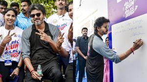 മയക്കുമരുന്നിനെതിരായ ബോധവത്കരണം; നേരിട്ടിറങ്ങി വിജയ്, മറീന ബീച്ചിലെ ഓട്ടത്തിൽ പങ്കെടുത്തു