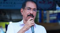 വയനാടിനായി പിരിച്ചത് 5 കോടി 38 ലക്ഷം രൂപ; വീട് വെക്കാൻ ഈ പണം തികയില്ലെന്ന് സണ്ണി ജോസഫ്