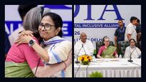 മമത ബാനർജിയുടെ ഘർവാപ്പസി? കോൺഗ്രസിൽ ലയിക്കാൻ മമതയ്ക്ക് ഓഫർ, നീക്കത്തിന് ചുക്കാൻ പിടിച്ച് സോണിയാ ഗാന്ധി