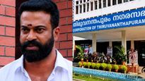ബിജെപി കൗൺസിലർ സുഗതൻ ജയിലിൽ നിന്ന് സത്യപ്രതിജ്ഞ ചെയ്‌തു; കേരള ചരിത്രത്തിലെ ആദ്യ സംഭവം
