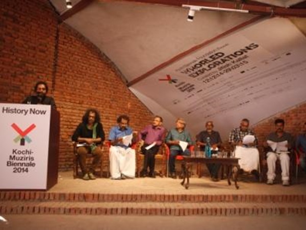 പെരുമാള്‍ മുരുകന് ഐക്യദാര്‍ഢ്യവുമായി കമല്‍ ബിനാലെയില്‍ എത്തി