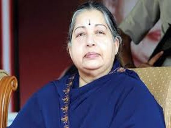 ജയലളിതക്ക് ഹൃദയാഘാതം, തീവ്രപരിചരണ വിഭാഗത്തിലേക്ക് മാറ്റി
