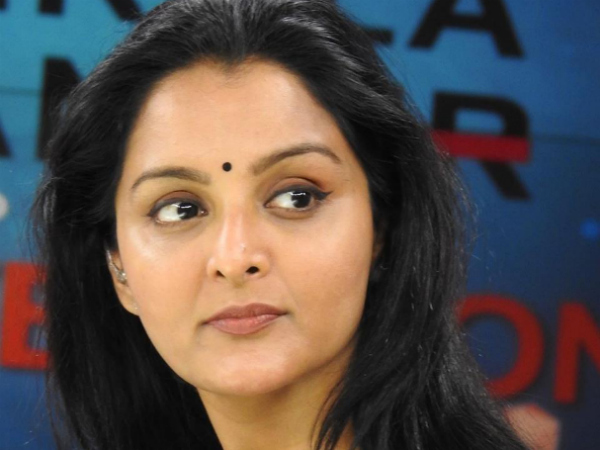 മലയാള സിനിമയില്‍ സ്ത്രീ സംഘടന!! 'വുമണ്‍ കളക്ടീവ് ഇന്‍ സിനിമ'! നേതൃത്വത്തില്‍ മഞ്ജുവാര്യരും!!